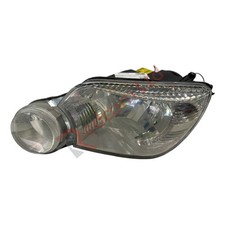 SKODA YETI 2009-2013 HEADLIGHT HEADLAMP LEFT SIDE (BROKEN CLIP) 5L2941015A