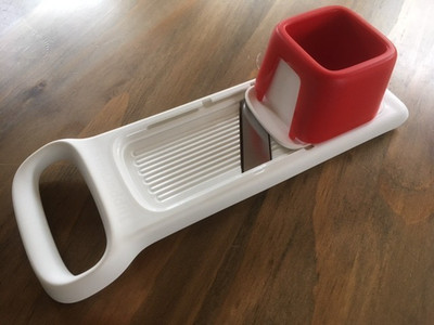 Tupperware Speedy Mando Reibe Hobel Raspel