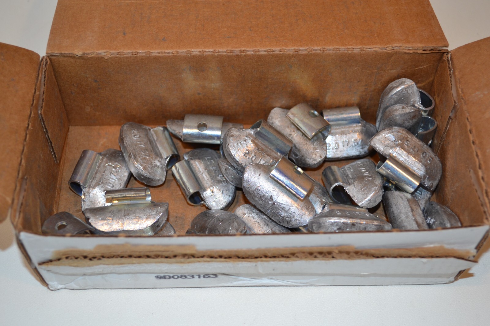 24 Pcs Clipon Lead Wheel Weights 17020 2.0 OZ /55 GR eBay