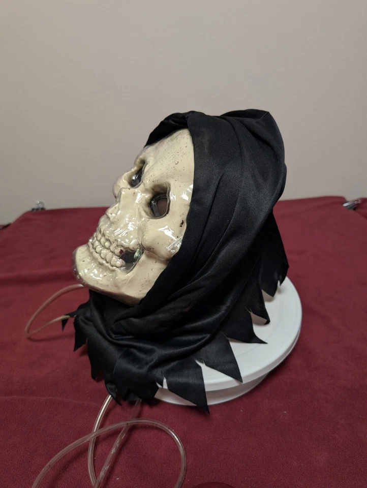 Vtg Halloween Mask Bleeding Skull Two Layer Blood Flow Down Face - Image 2 of 4