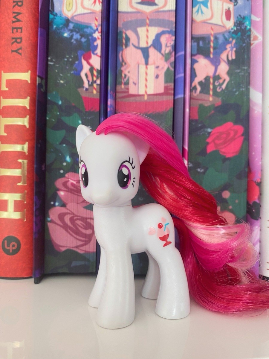 Rare MLP G4 Plumsweet Brushable