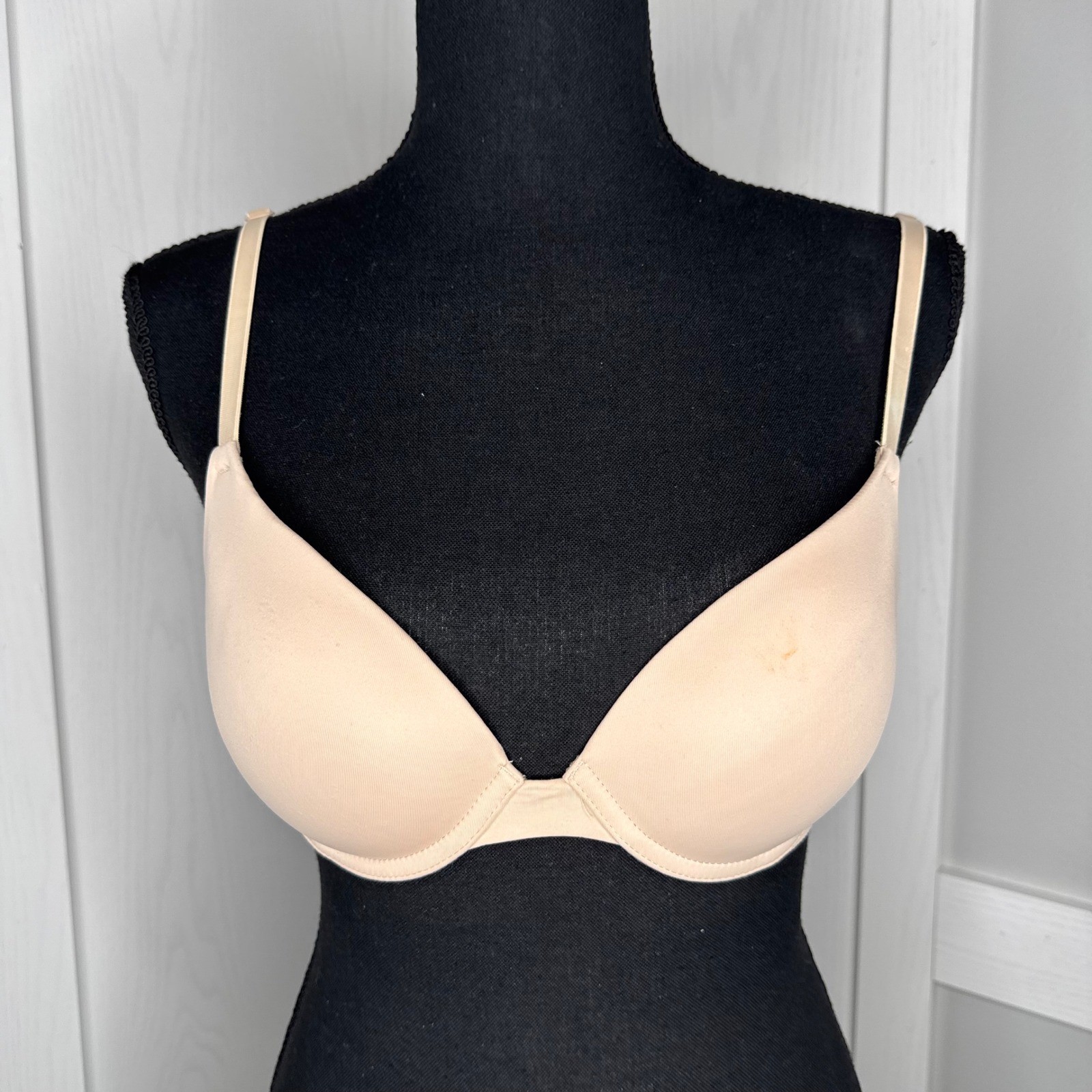 Victoria's Secret PINK Push-Up Bra Women 34B Nude Wear Everywhere 2699