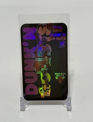 1998-99 Skybox EX Michael Jordan Dunk n Go Nuts Mini Holo Refractor Tobacco Card