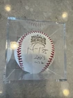 2016 World Series Signed Auto Baseball Roberto Perez Inscribed