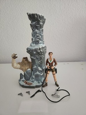 Lara Croft Conquers the Legendary Yeti Tom Raider Figur vollständig