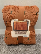 NWT Costco Halloween Faux Fur Throw Blanket - Orange Pumpkin