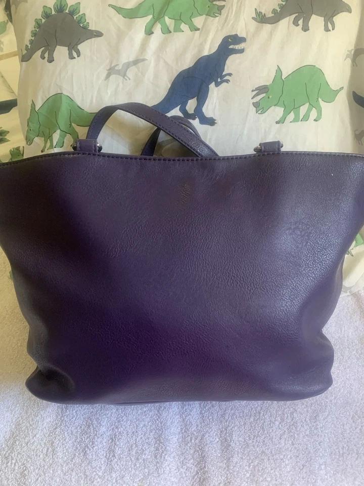 Kenneth Cole Reaction Bolso de Hombro Marrón Estilo Hobo Foto 4 de 4