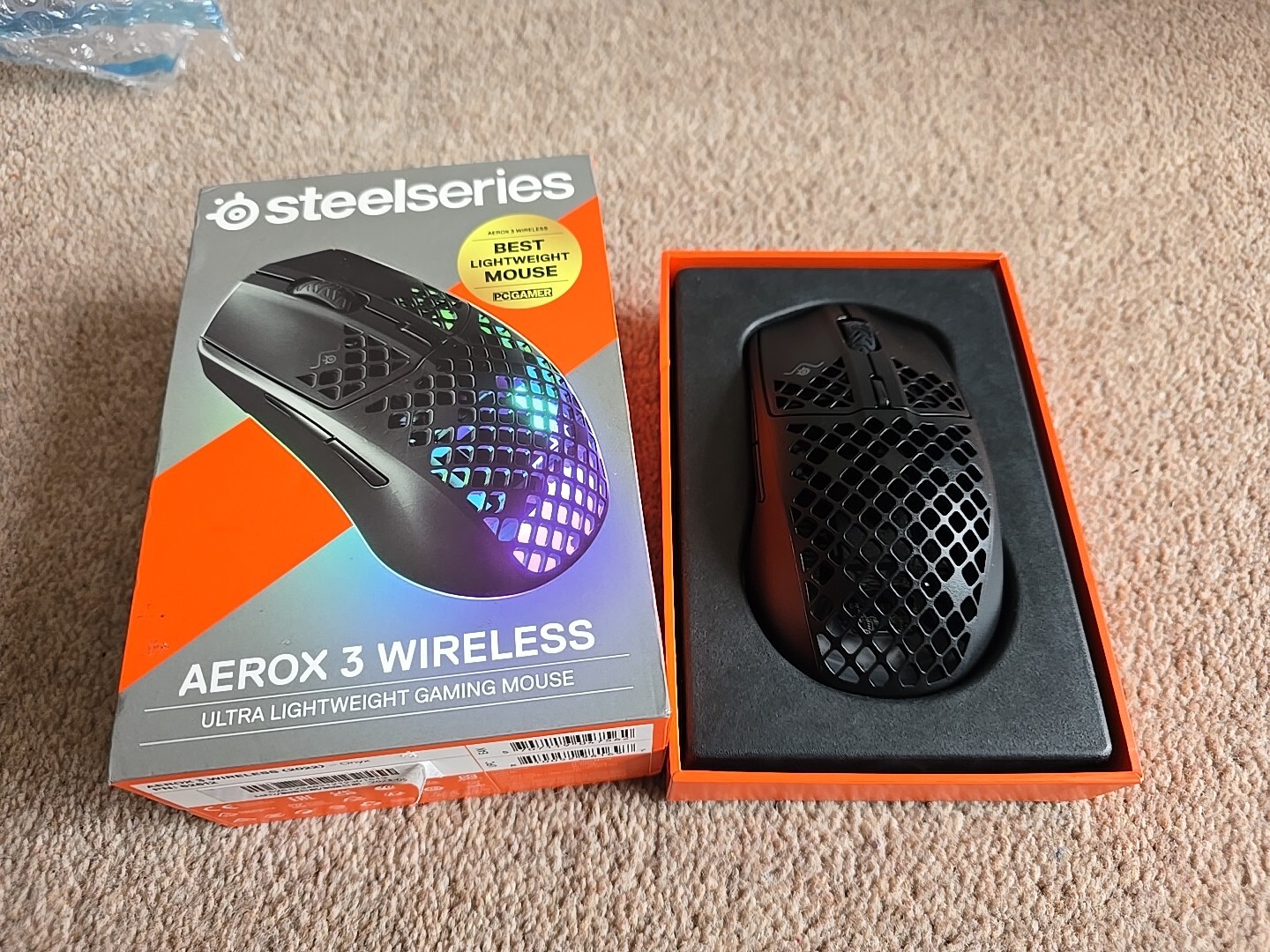 Aerox 3 Wireless - Holey RGB Gaming Mouse - Ultra-lightweight *missing Dongle*