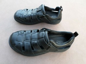 wide fisherman sandals