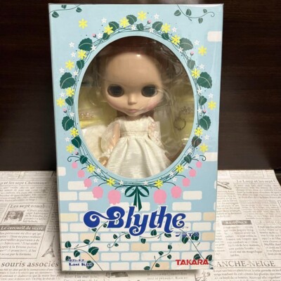 Neo Blythe Last Kiss CWC Limited to 3000 fashion doll Figure TAKARA NEW Japan