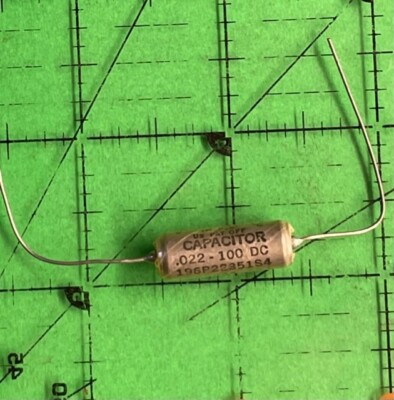 Matched pair SPRAGUE 196P paper in oil capacitor 0.1uF 600V Matched pair SPRAGUE 196P paper in oil capacitor 0.1uF 600V