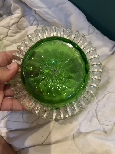 Vintage Emerald green glass butter candy dish - Picture 5 of 5
