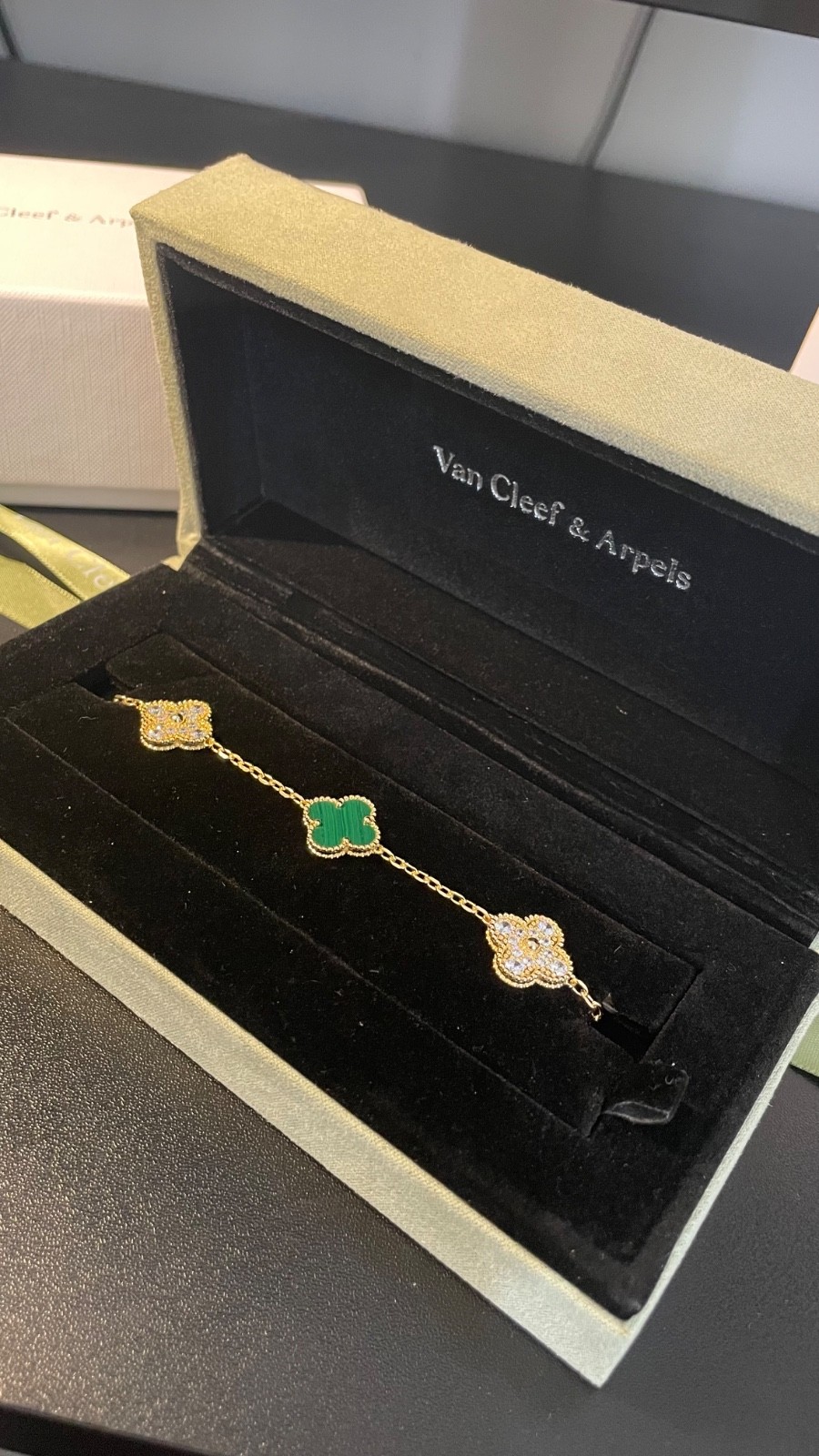 Peacock green Van Cleef & Arpels Alhambra bracelet
