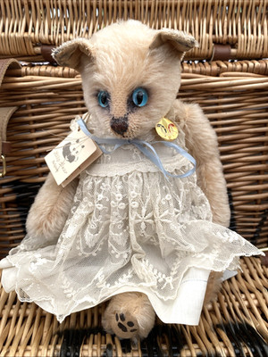 Lily Bears Original Artist Designed Mohair Siam Kitten 29cm Handmade in Belgium