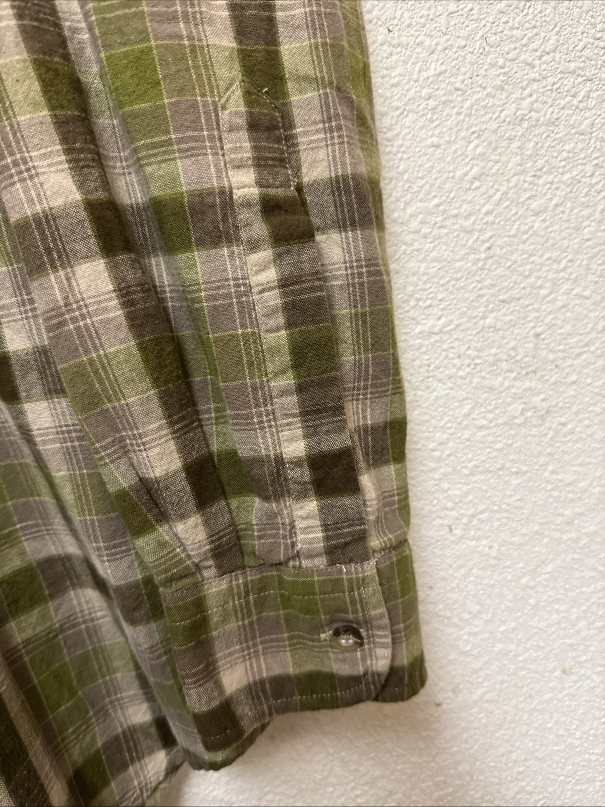 Pendleton Men’s Brown green Tracker Button Up Pla… - image 6