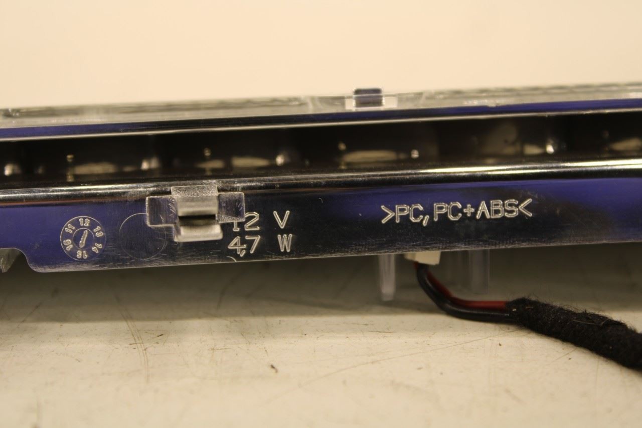 2014-2021 Maserati Ghibli S Q4 3.0L AWD Rear Center Third Brake Stop Light Lamp