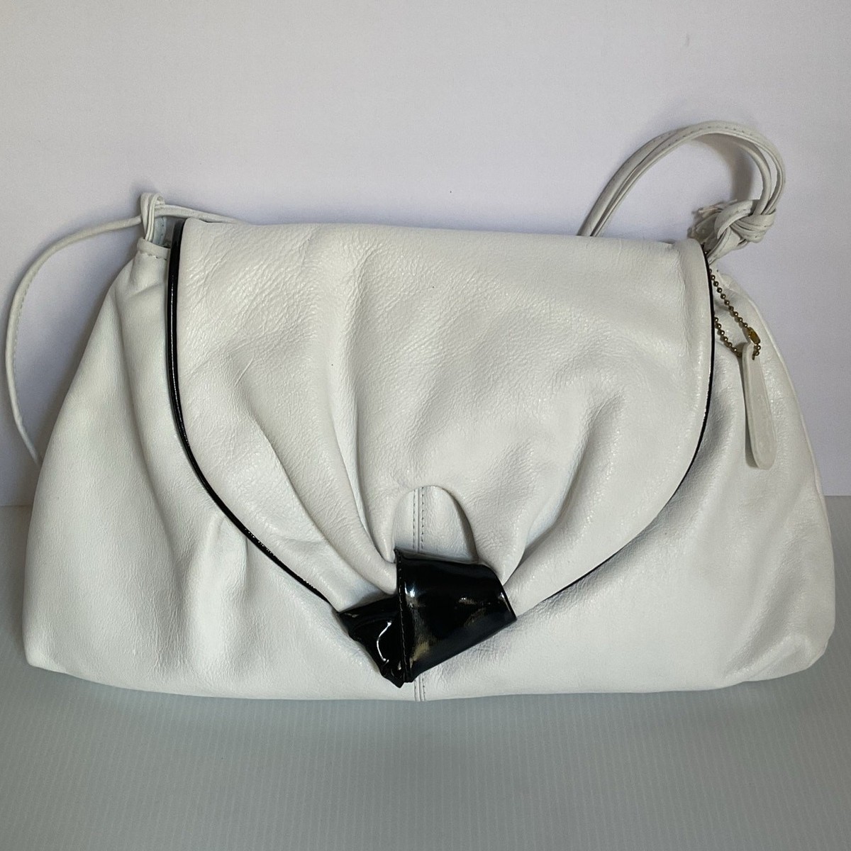Vintage Aspects 90s Y2K Style White Faux Leather Shoulder Bag 