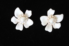 Kate Spade Cream Colored Enamel and Freshwate...