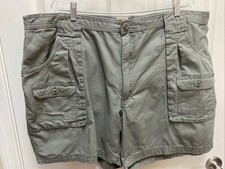 Red Head Olive Green Cargo Shorts size 48
