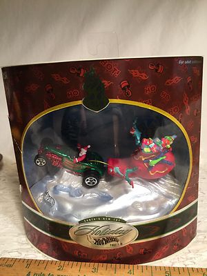 Hotwheels holiday 2001年クリスマス仕様 2001 HW Xmas Slightly Modified | Best 1:18 Scale Hot Wheels