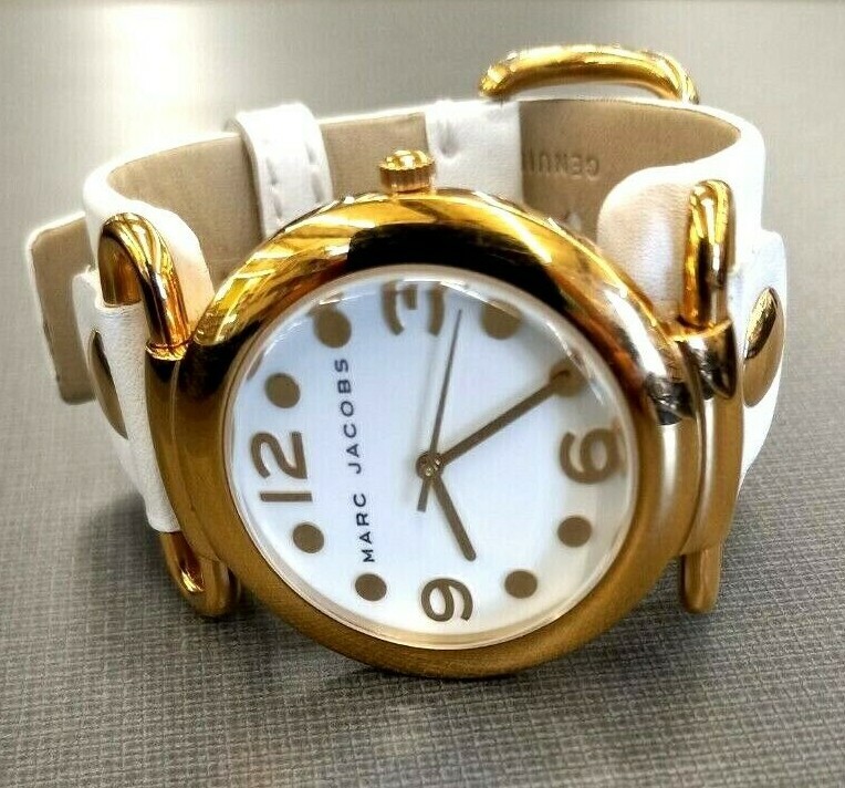 MARC JACOBS MOLLY GOLD TONE WATCH Model MBM1095 NEW MARC JACOBS MOLLY GOLD TONE,WHITE LEATHER BAND WATCH  main image 4