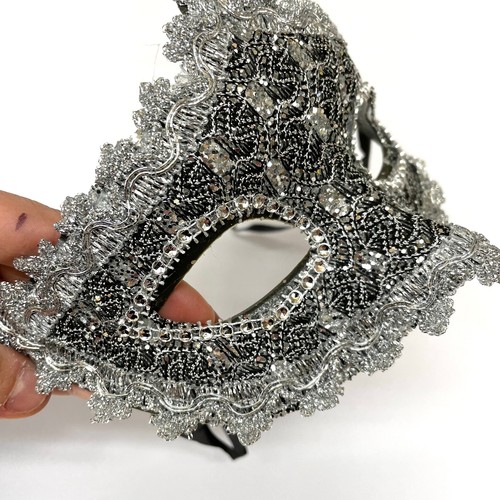 Women Lace Masque Sexy Elegant Masquerade Party Eye Mask - Silver Black ((S... - Picture 2 of 2