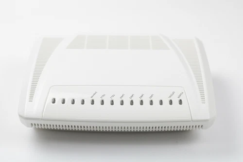 B-FOCUS 0-4G2PCM UK MODEM FIBRE ROUTEUR B39