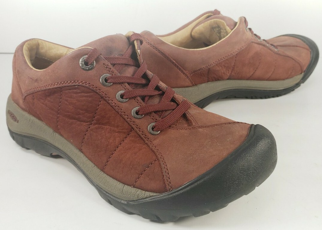 Scarpa donna Keen Presidio taglia 7M rossa atletica comoda moda escursionismo sneaker