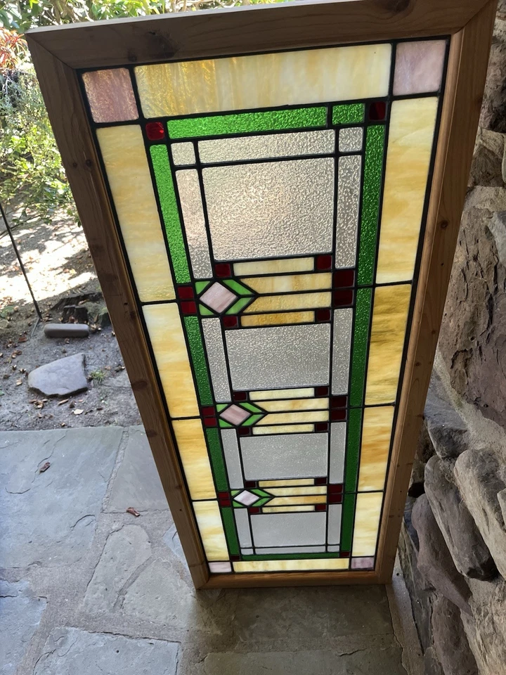 ANTIQUE STAINED GLASS WINDOW, 3 TULIPS ART DECO VG COND, coal region of PA 1930s - Image 3 of 4