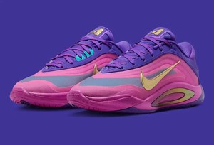 size 7 women's basketball shoes