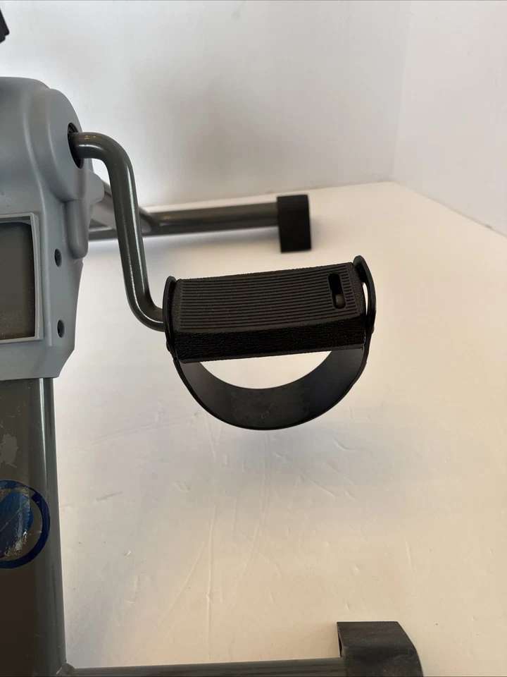 Stamina Portable Cycle Lightweight Exercise Fitness Pedal Trainer Machine - Image 4 of 4