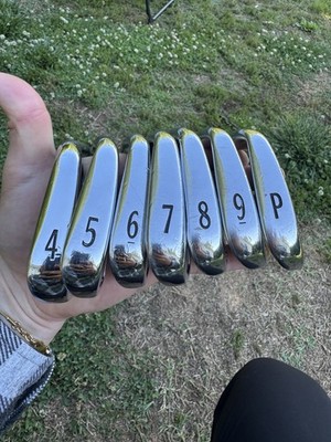 Titleist 716 CB 4-PW Iron Set - Project X 7.0 Extra Stiff Shafts + 