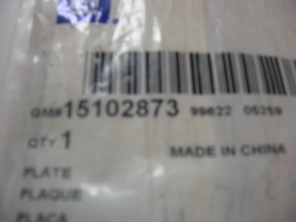 Chevrolet Uplander 2005-2008 emblema puerta levadiza 15102873 Foto 2 de 2