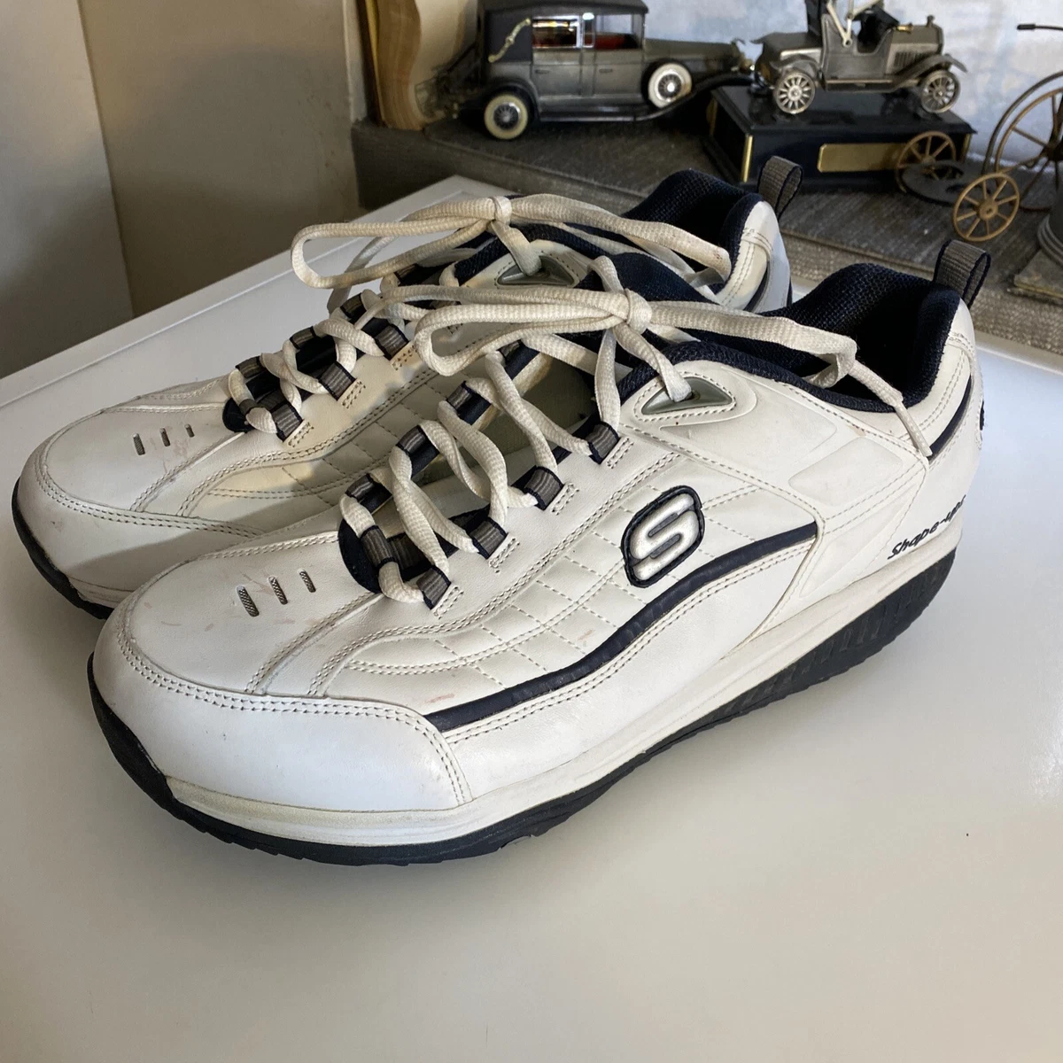 Skechers shape ups non slip cheap men's