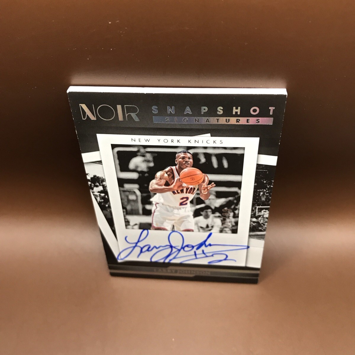 2022-23 Panini Noir Larry Johnson Snapshot Signatures Auto