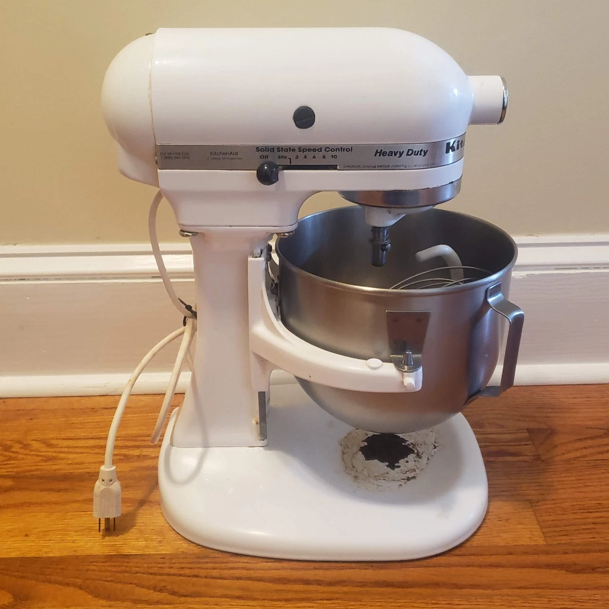Kitchenaid Heavy Duty Stand Mixer Model K5SS White w/ Bowl + Attachments - Blem.