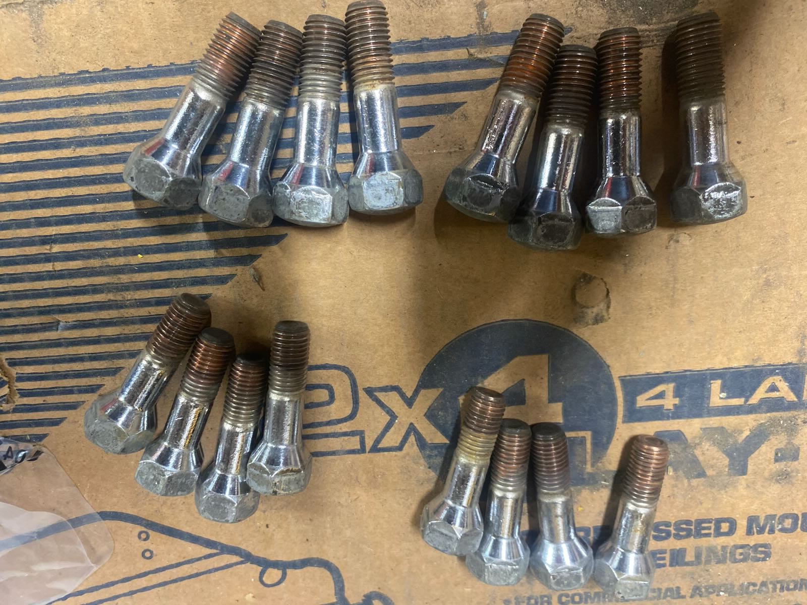 Maserati Biturbo lug nuts set of 16