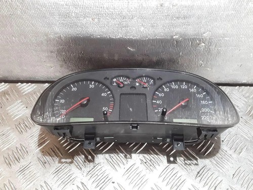 VW GOLF IV 1J1 Kombiinstrument 1J0919861B 1.90 Diesel 85kw 1999 33836074