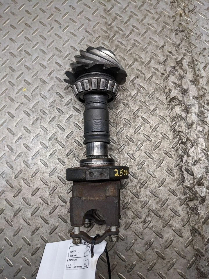 Ring Gear/Pinion Rear Axle 8-1/2" Ring Gear Fits 78-14 SUBURBAN 1500 1170215 - Image 2 of 4