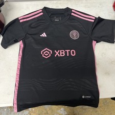 Messi jersey Set comes with Jersey and Shorts. kid set pink and black