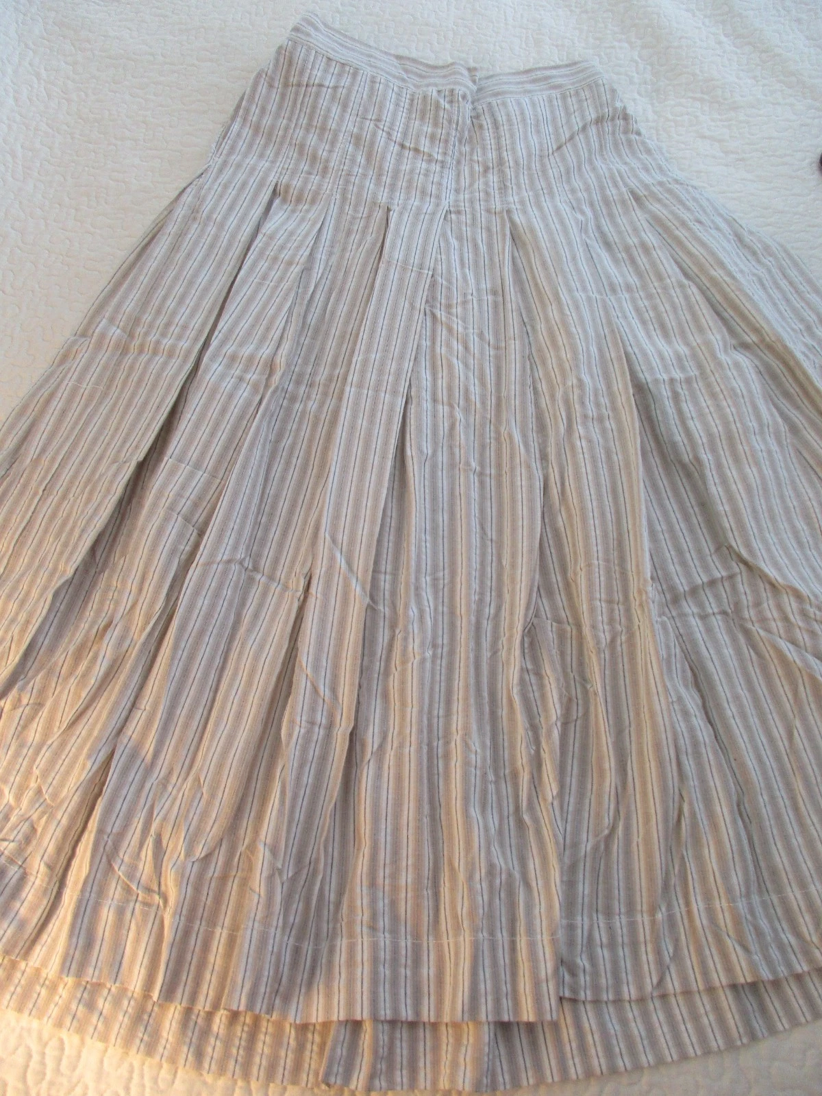 NWT!! Max Studio London Seersucker Skirt Thin Stripe Elastic Waist Cotton Size L