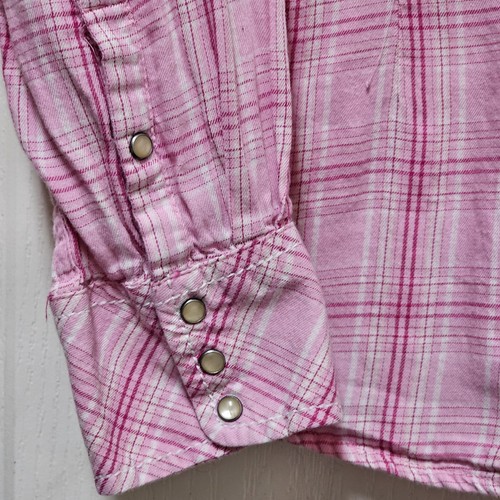 Ariat Shirt Women's L Pink Cotton Snap Button Western Look Fitted Embroidered - Picture 2 of 19