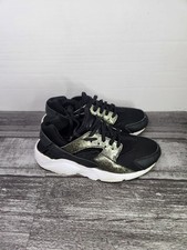 Nike Huarache Youth Size 5.5Y 904538-005