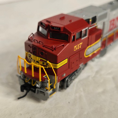 Tablero Atlas 48817 escala N BNSF Warbonnet GE 8-40BW. Funciona. Decodificador listo | Condition: Used