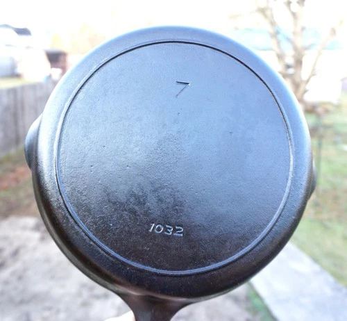 Griswold Iron Mountain No.7 Cast Iron Skillet Cleaned & Seasoned