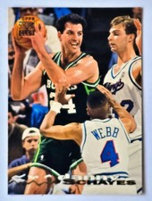 Danny Schayes Topps Stadium Club 1993-94 Card #31 Milwaukee Bucks