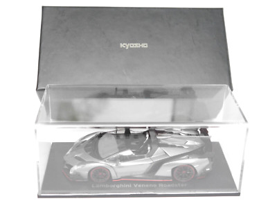 Lamborghini Veneno Roadster Spyder gray / red line, Kyosho 05572GR 1:43 boxed!