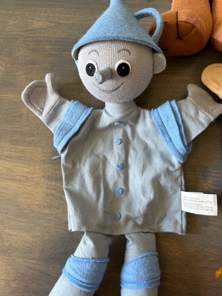 Marionetas de mano de tela Moravska del Mago de Oz República Checa desaparecida Dorothy Foto 3 de 4