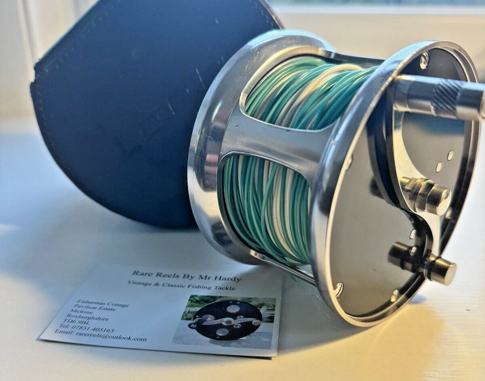 RHW Loop Classic 8-11 Salmon Fly Reel with Backing Spey Fly Line & Case. - Image 3 of 4