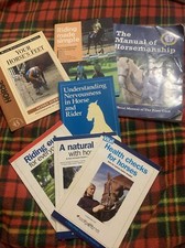 7x Collection Of Horse / Pony Care Books inc The Manual Of Horsemanship++📘